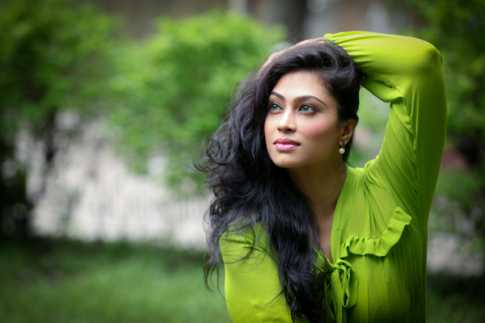 এবার কুয়েতি আমিরের প্রেমে পপি!